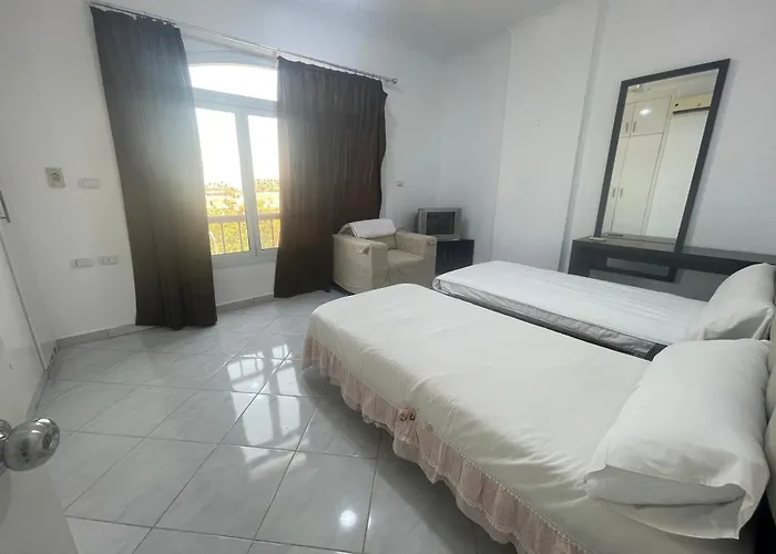 Apartment Desert Pearl Three Bedrooms
